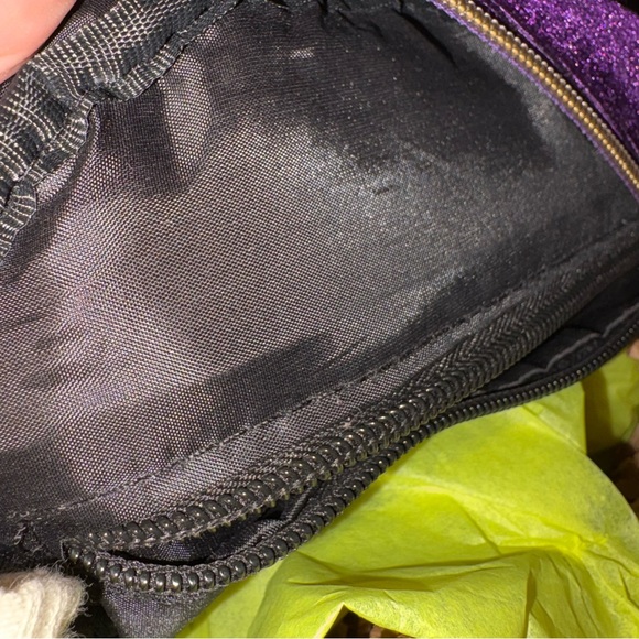 Loungefly Her Universe Disney Villains Ursula Velvet Mini Backpack - Picture 8 of 8